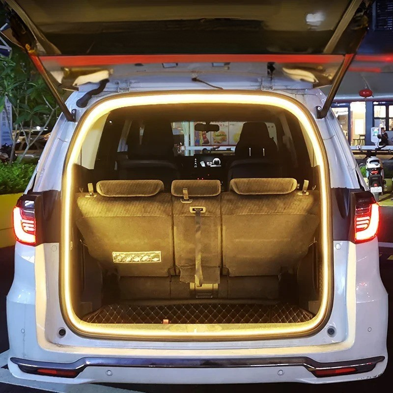 FlowTrunk™ | 400cm Dynamic Trunk Light Strip